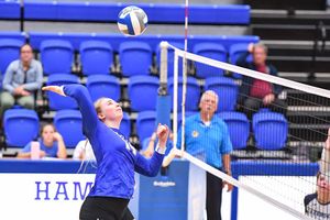 Image post by @hamiltoncollegevolleyball on Instagram
