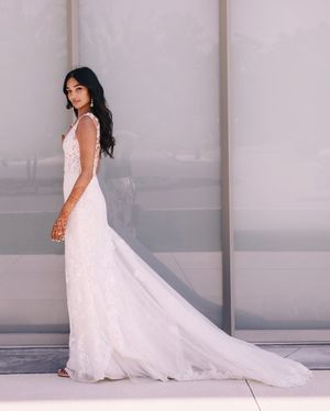 Image post by @theknot on Instagram