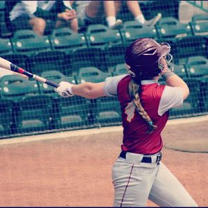 Image post by @iowastatesoftball on Instagram