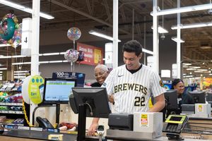 Image post by @Brewers on Twitter