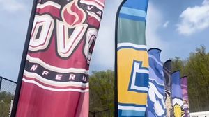 Video post by @GoMocsBeachVB on Twitter