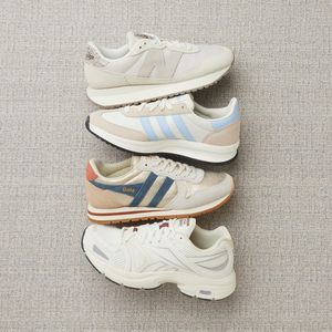 Image post by @dsw on Instagram