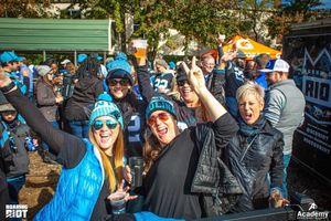 Image post by @roaringriot on Instagram