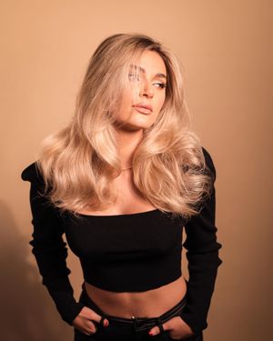 Image post by @unite_hairtv on Instagram