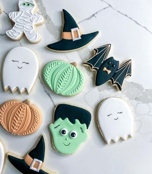 Image post by @angelbakednyc on Instagram