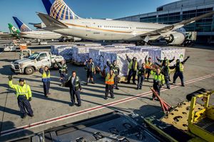 Image post by @united on Instagram