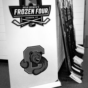 Image post by @cornellwhockey on Instagram