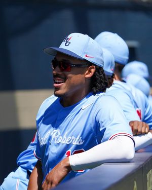 Image post by @raelynnhahncreative on Instagram