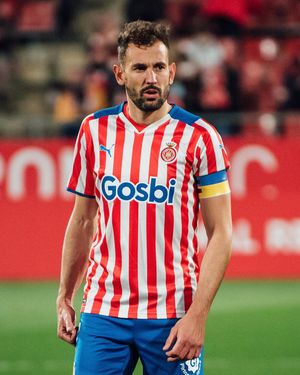 Image post by @gironafc on Instagram