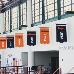 Image post by @utsastudents on Instagram