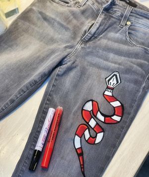 Image post by @gallery22bayville on Instagram
