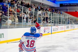 Image post by @bucshockey on Instagram