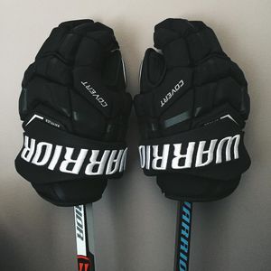 Image post by @hockeycollective on Instagram