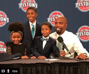 Image post by @uconnmbb on Instagram