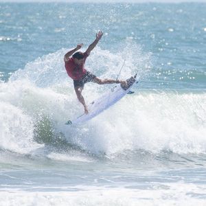 Image post by @wsl.qs on Instagram