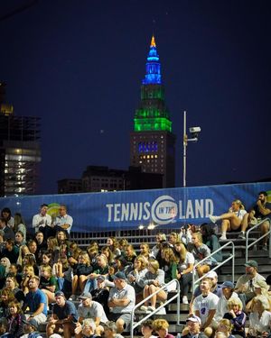 Image post by @tennisintheland on Instagram