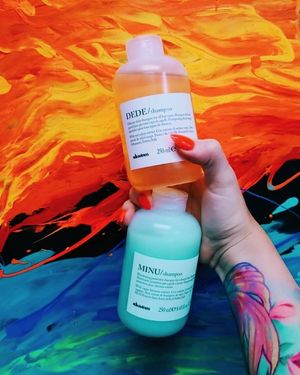 Image post by @AquaFireSalon on Facebook