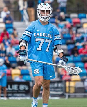 Image post by @stxmlax on Instagram