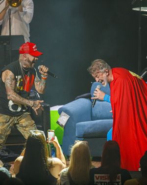 Image post by @theschott on Instagram