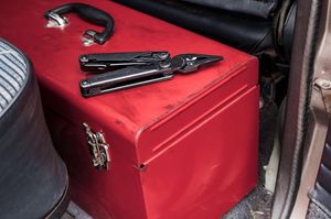 Image post by @leathermantools on Instagram