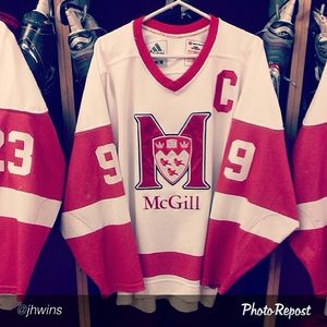 Image post by @mcgillathletics on Instagram