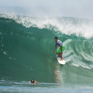 Image post by @wsl.qs on Instagram