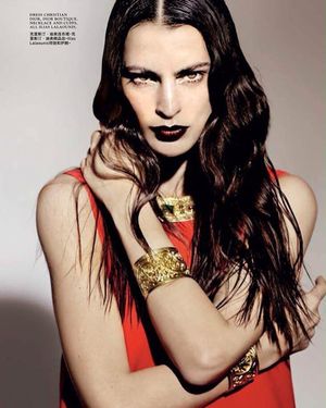 Image post by @agenciamodels_athens on Instagram