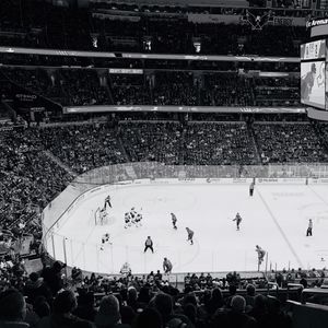 Image post by @warroadhockeyco on Instagram