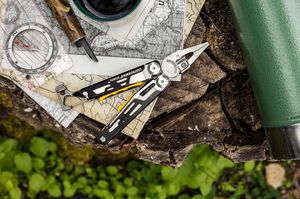 Image post by @leathermantools on Instagram