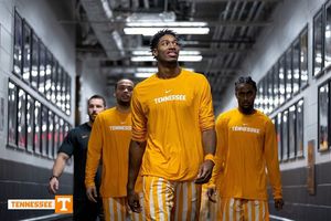 Image post by @vol_hoops on Instagram