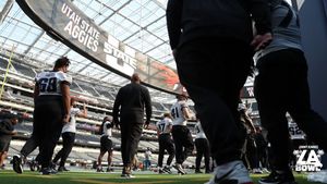 Image post by @labowlgame on Twitter