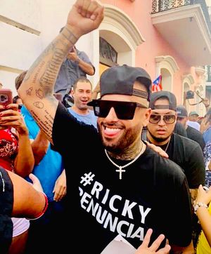 Image post by @nickyjam on Instagram