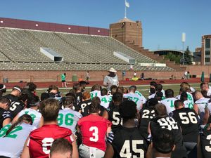 Image post by @undfootball on Instagram