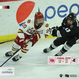 Image post by @du_hockey on Instagram