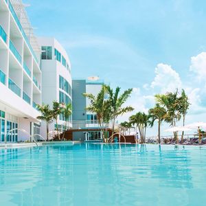 Image post by @hiltonhotels on Instagram