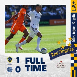 Image post by @lagalaxy on Instagram
