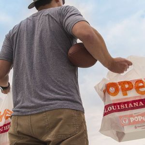 Image post by @popeyes on Instagram
