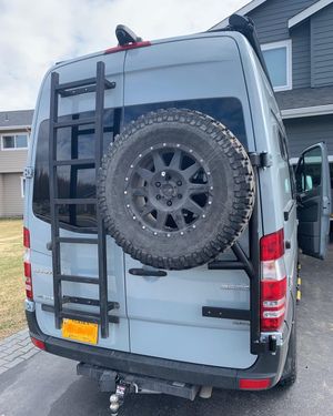 Image post by @owl.van.engineering on Instagram