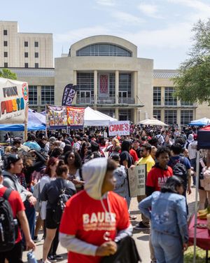 Image post by @universityofhouston on Instagram
