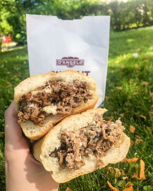 Image post by @dangelosandwiches on Instagram