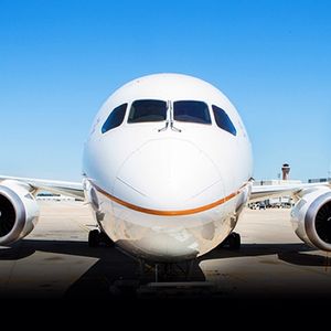 Image post by @united on Instagram