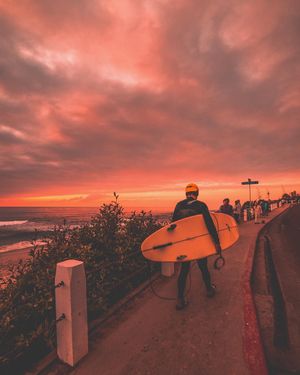 Image post by @ryxnlevy on Instagram