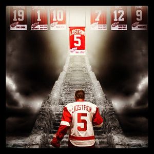 Image post by @hockeycollective on Instagram
