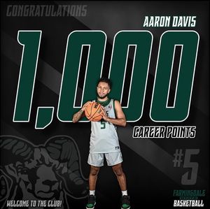 Image post by @theofficialcoacht on Instagram