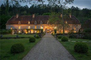 Image post by @christiesrealestate on Instagram