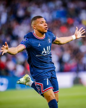 Image post by @psg on Instagram
