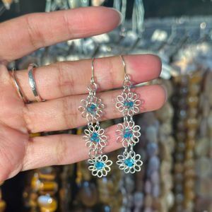 Image post by @beadcache on Instagram