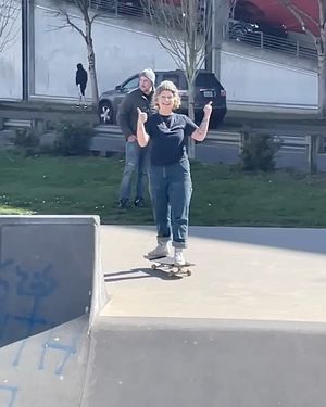 Image post by @skatelikeagirlsea on Instagram