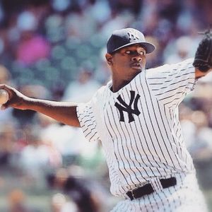 Image post by @bronxpinstripes on Instagram