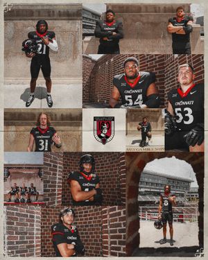 Image post by @GoBearcatsFB on Twitter